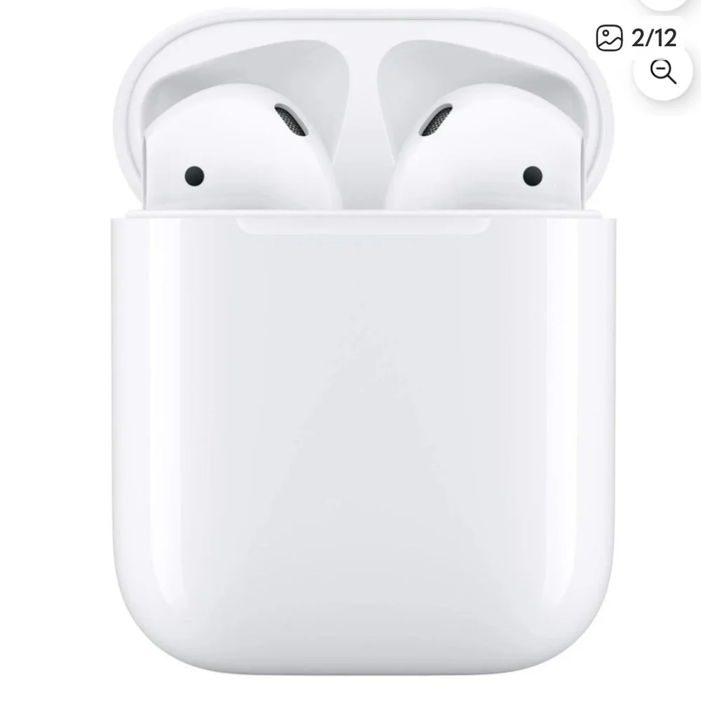 NWT AirPods With Wireless Charging Case White